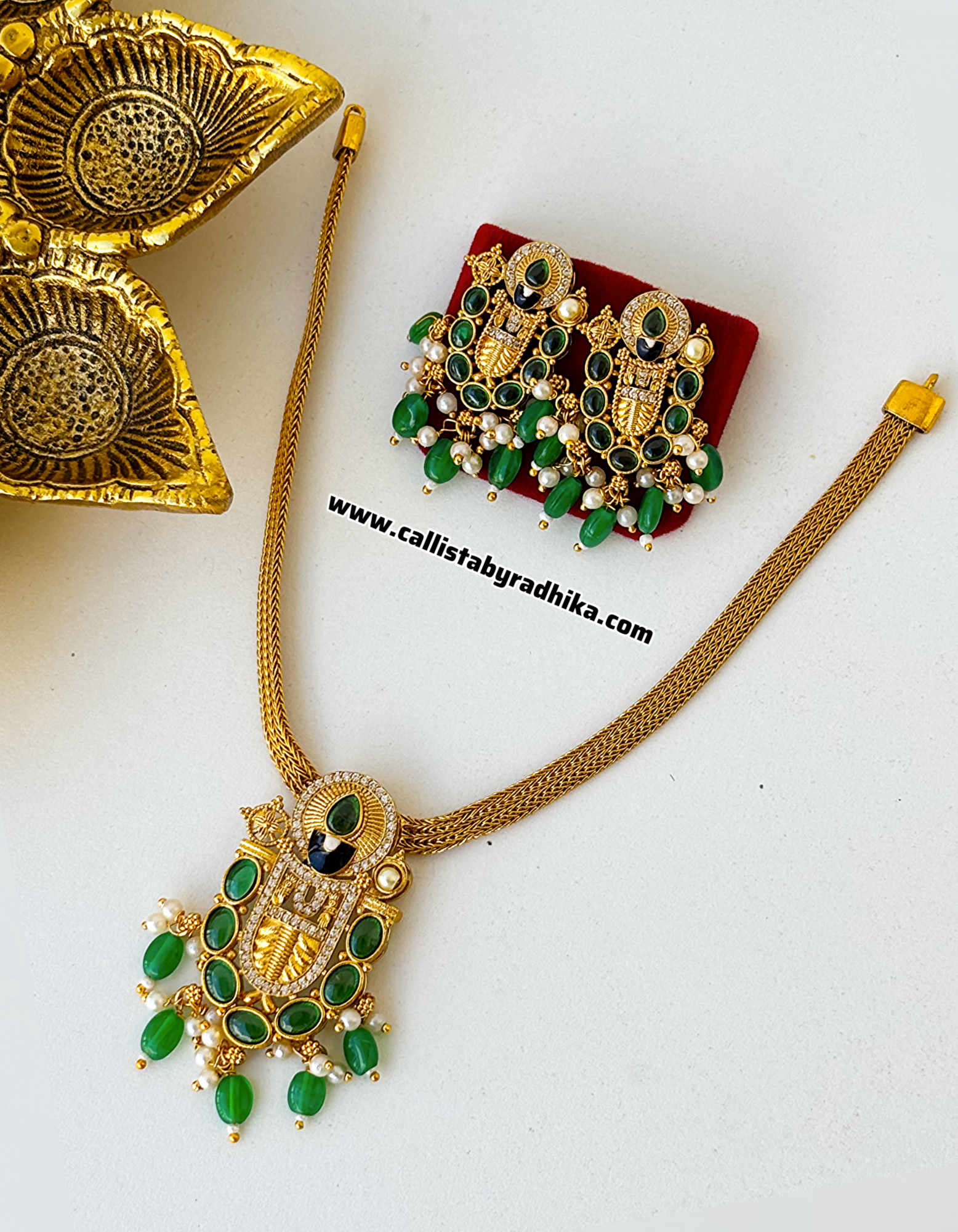 Srinathji Gold Polish Attigai (2 Colors)