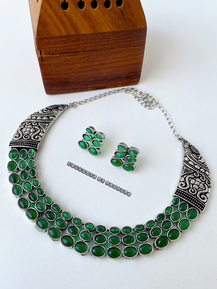 Image of Silver Replica Neckpieces (SRN-048)