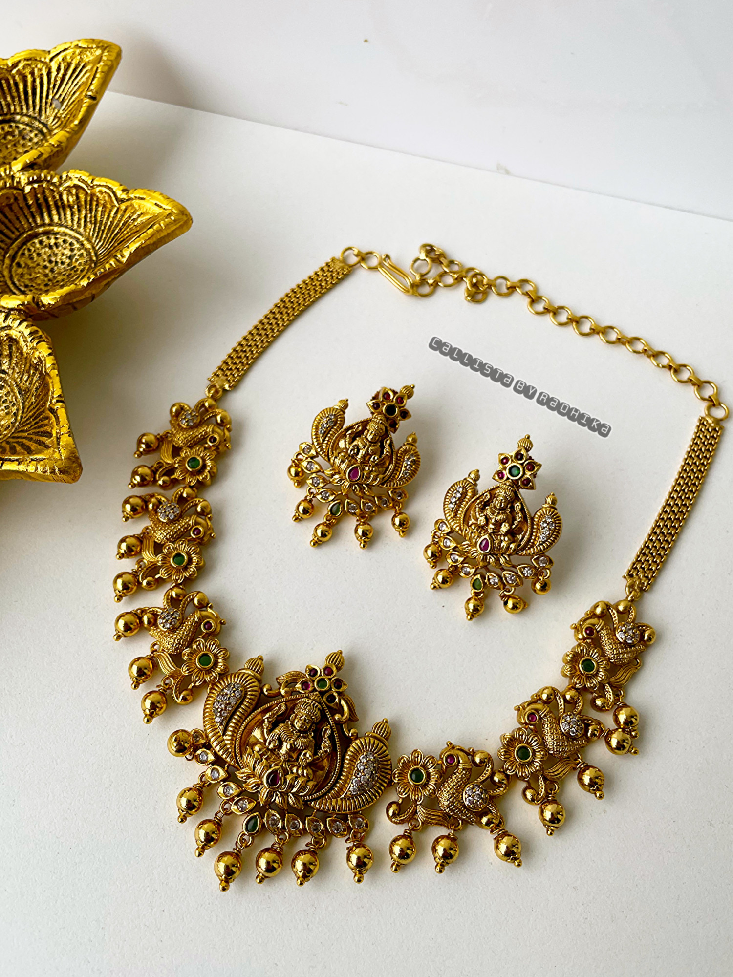 Gold Polish/Temple Choker (GPN-129)