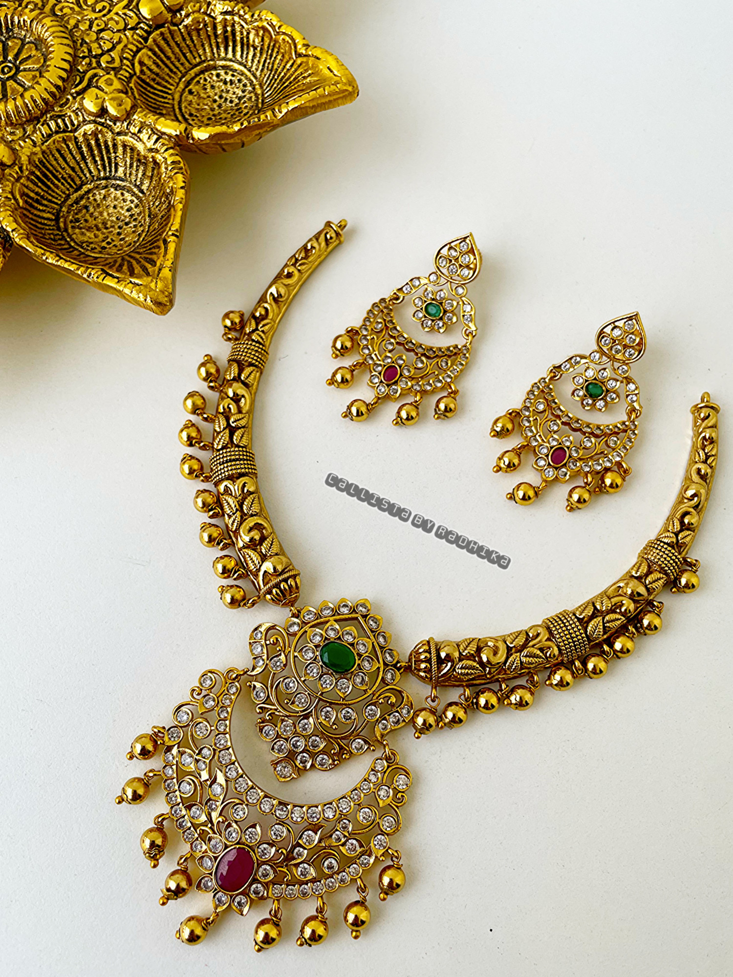 Hasli Neckpiece (GPN-122)