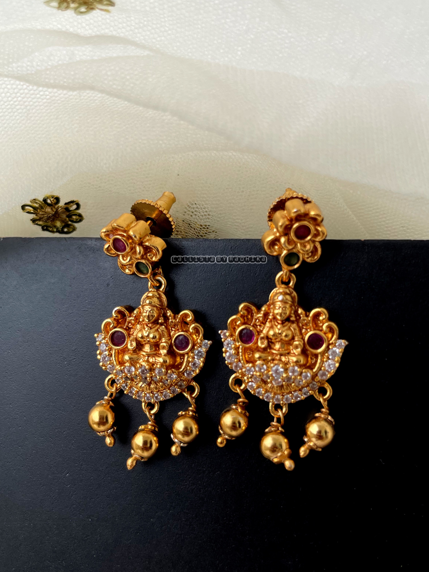 Gold Polish Earring (GPE-096)
