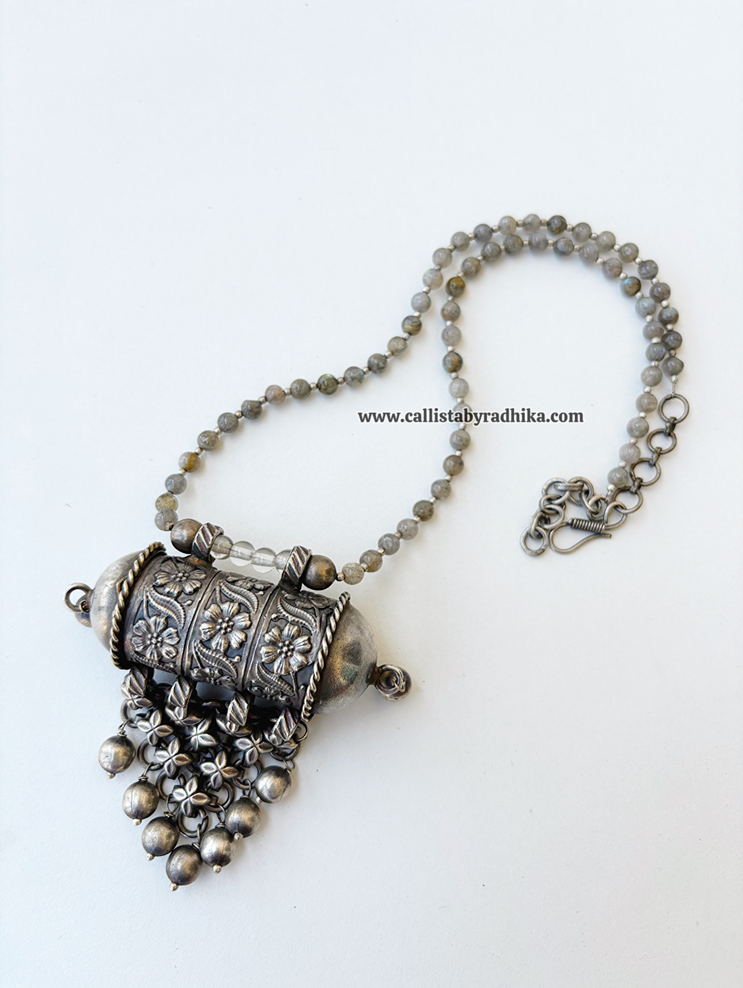 Solid Fusion Neckpiece