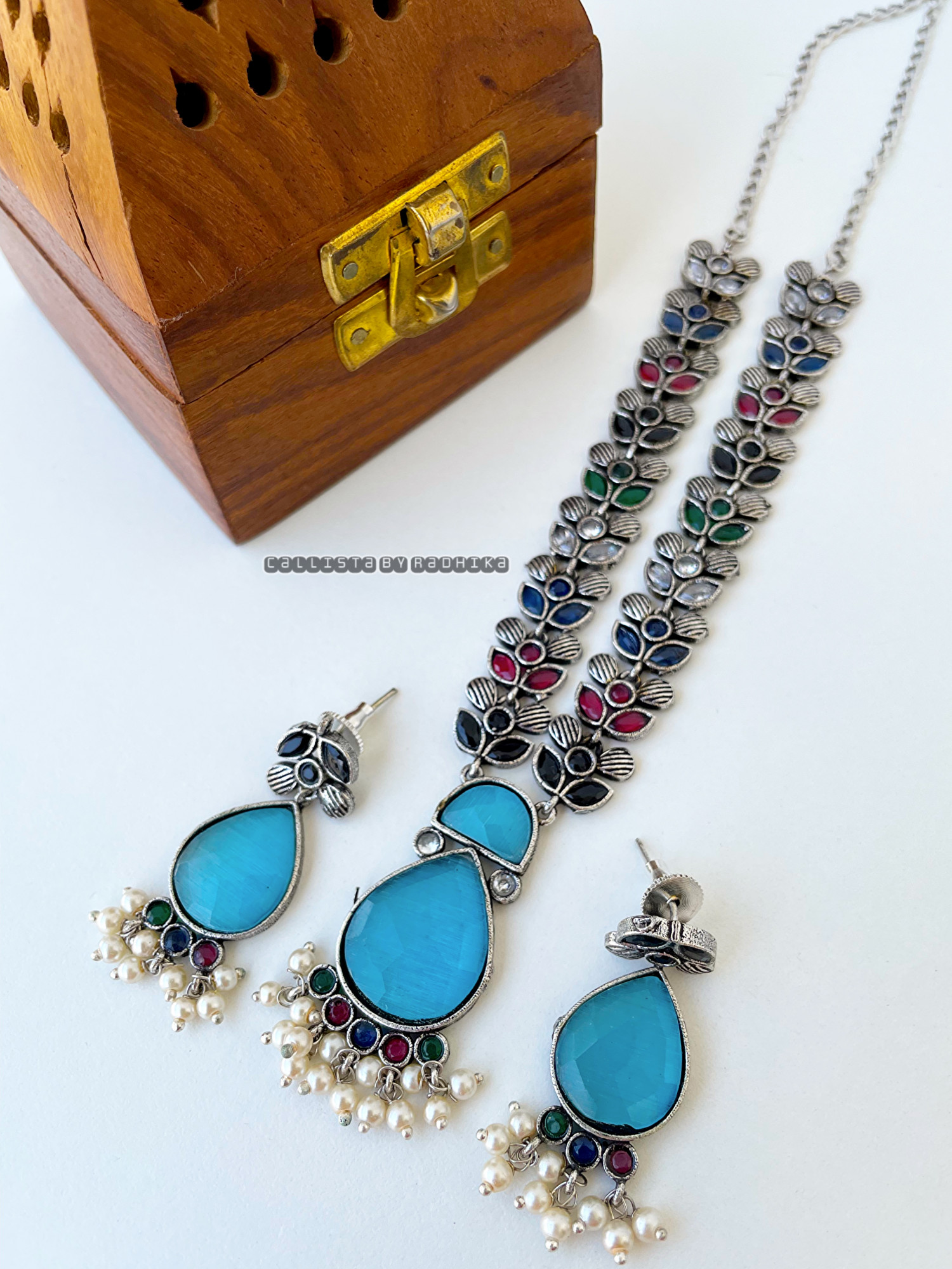 Silver Replica Neckpieces (SRN-055)