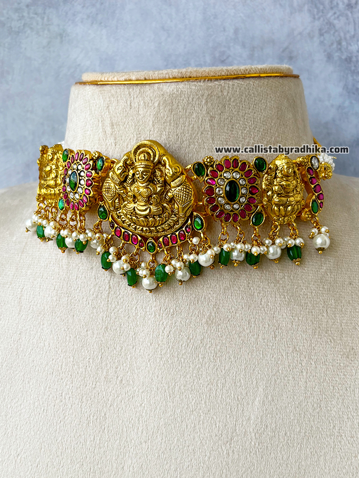 Jadau Kundan Choker