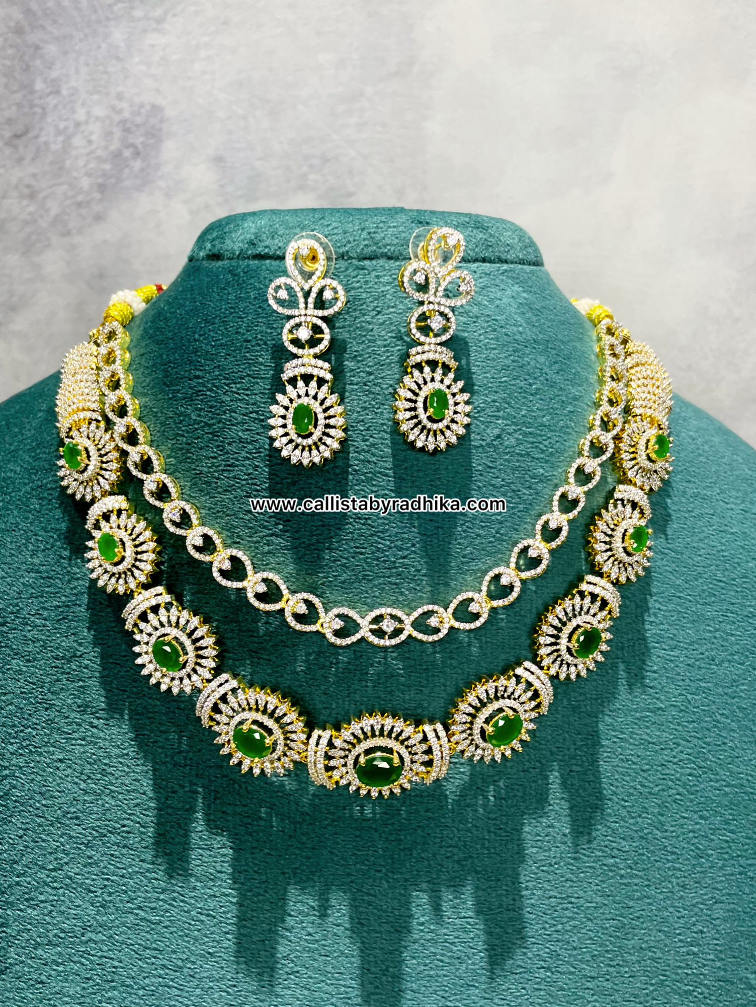2 Layer Emerald Green Stone Neckpiece