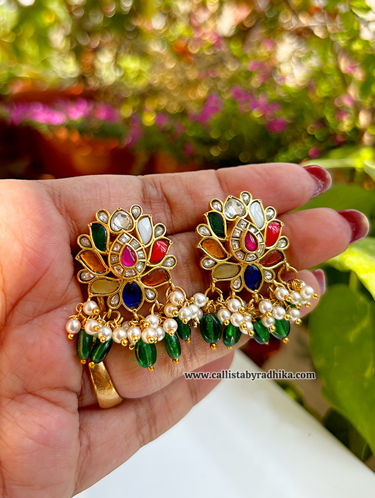 Image of Jadau Kundan Lotus Stud