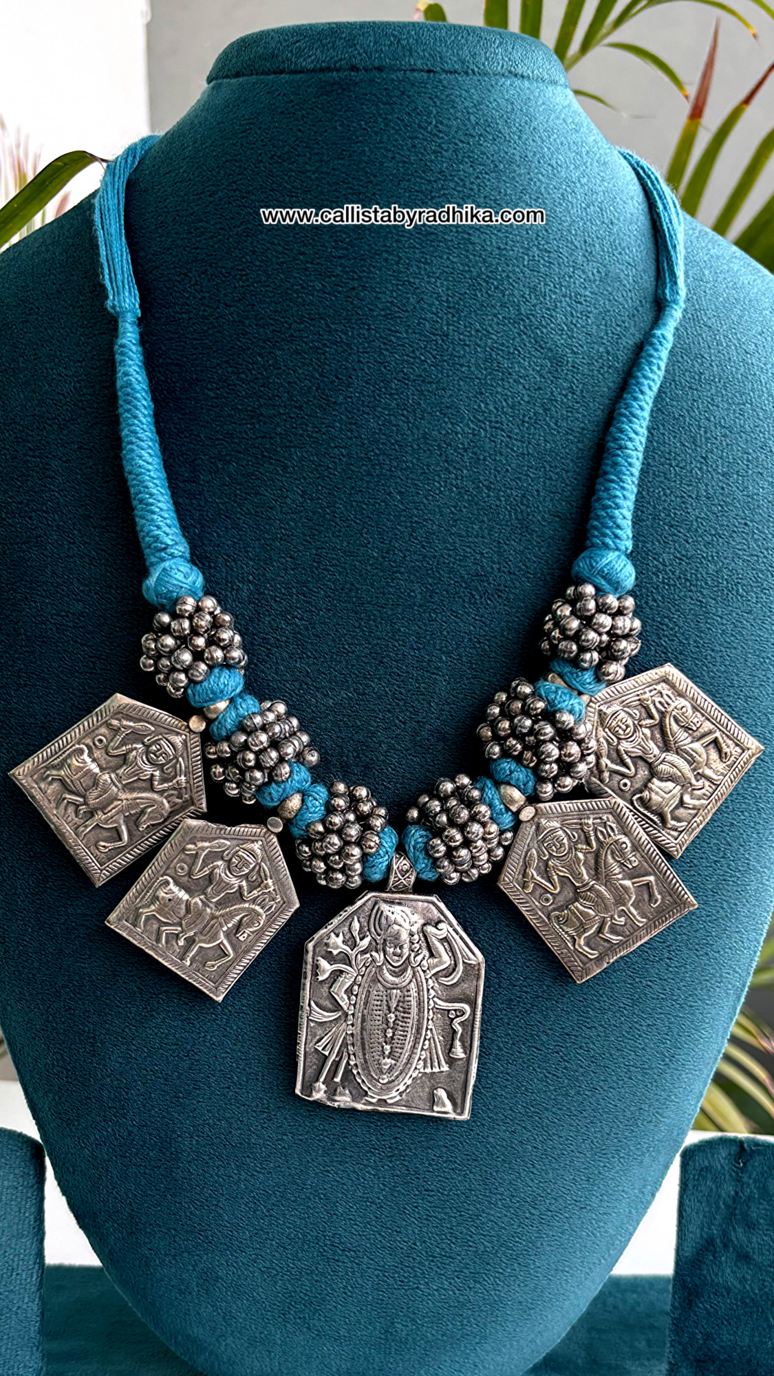 Solid Silver Neckpiece