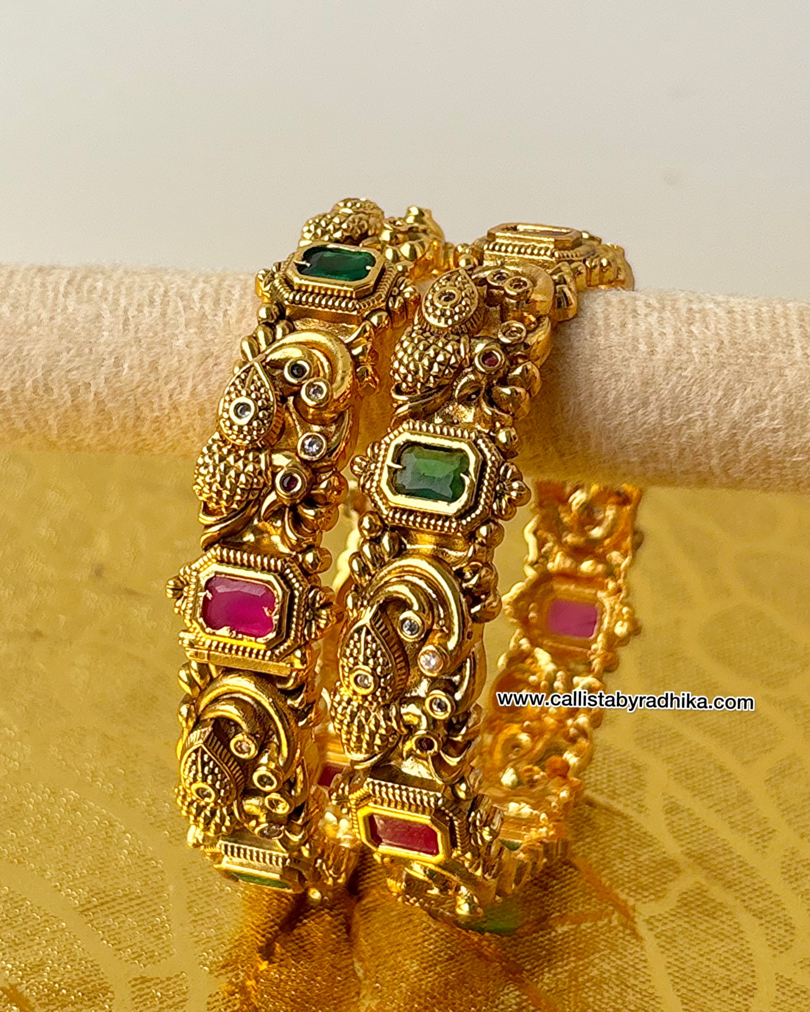 Nakshi Gold Polish Openable Bangle