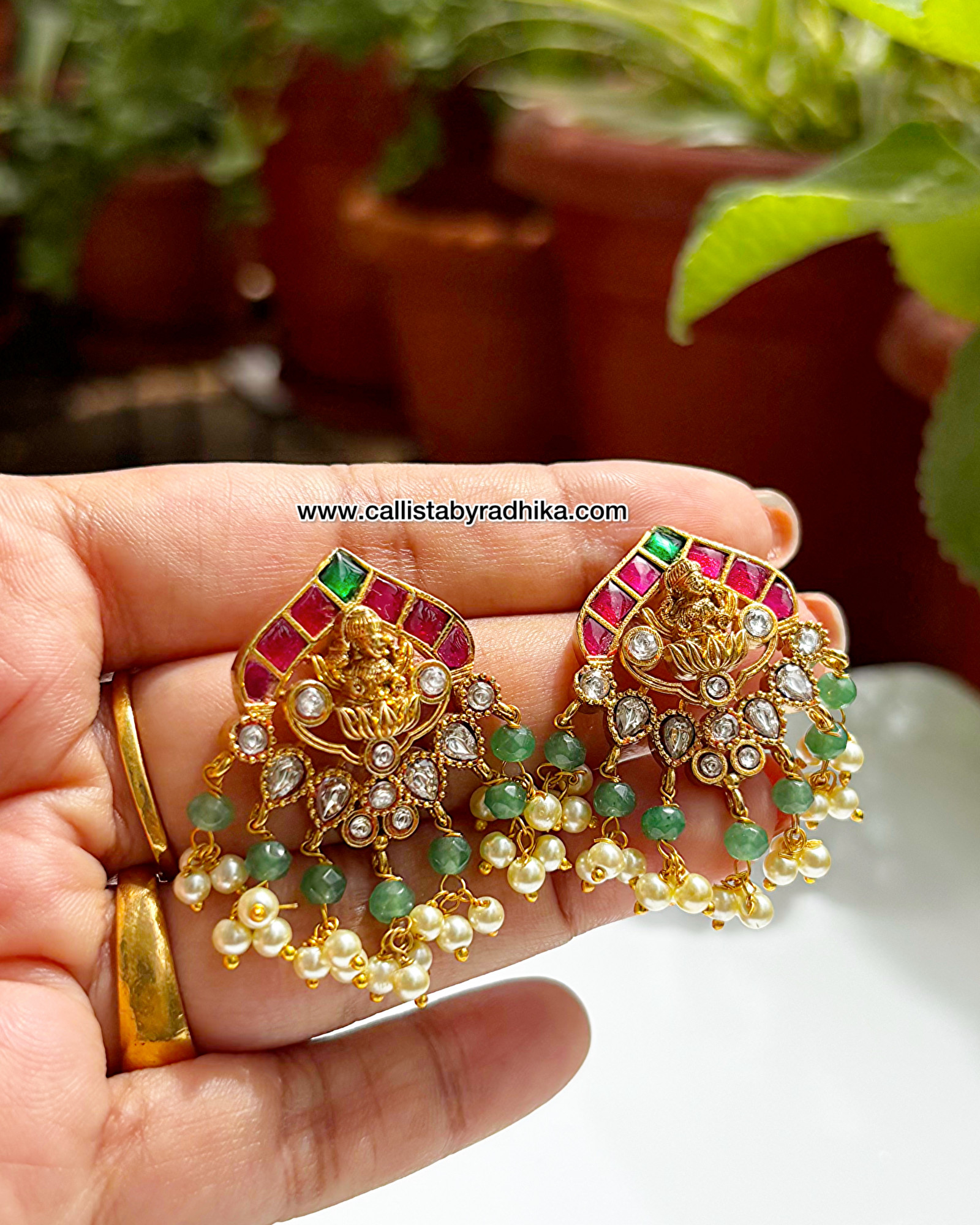 Jadau Nakshi Stud