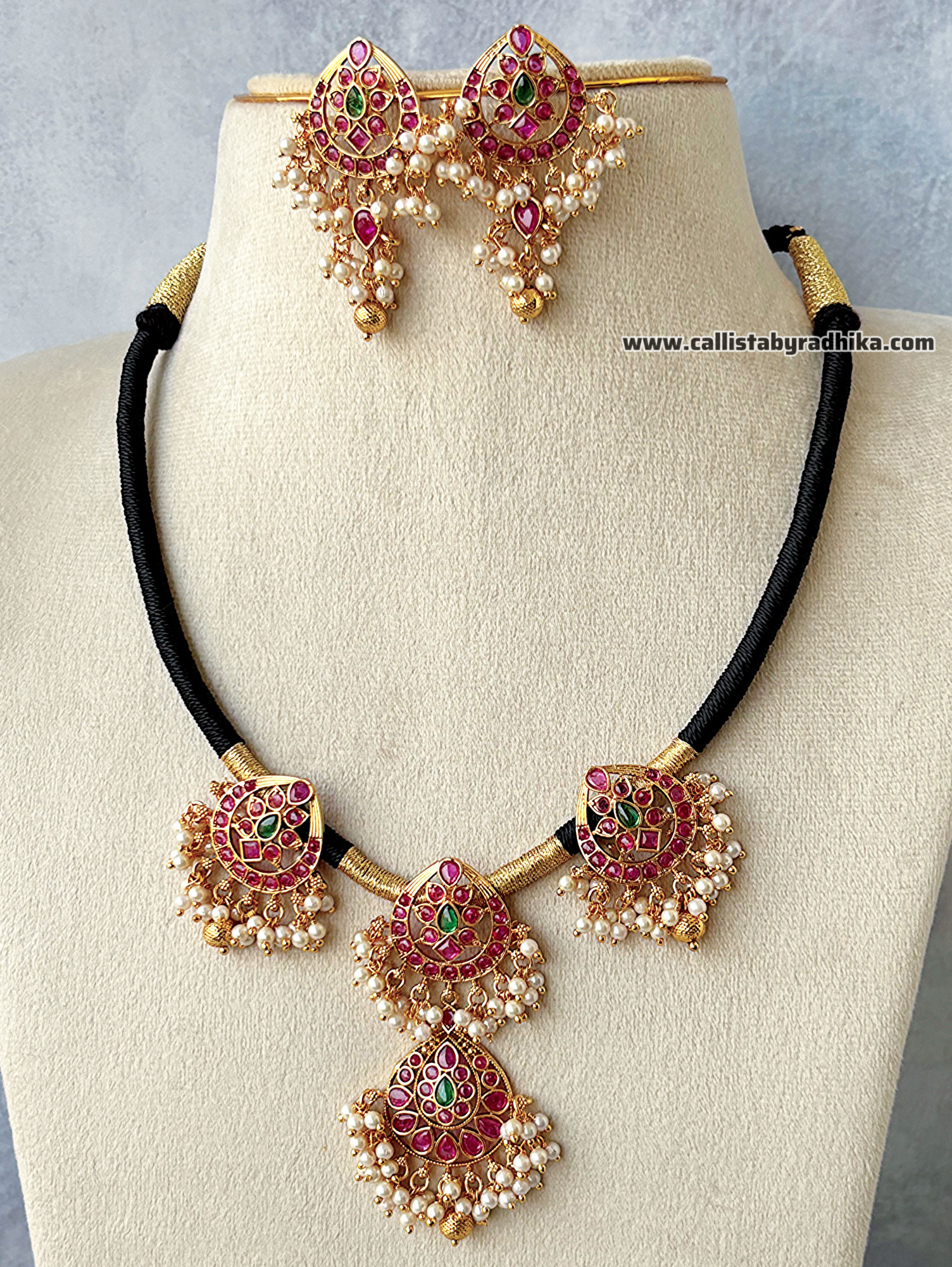 Black Thread Neckpiece