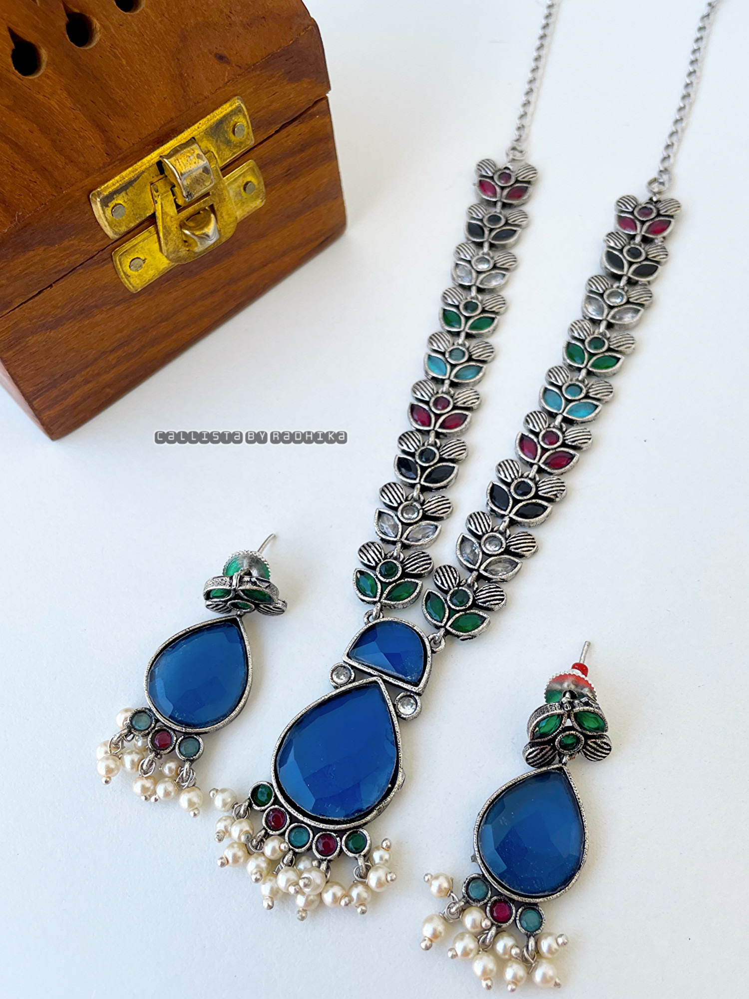 Silver Replica Neckpieces (SRN-055)