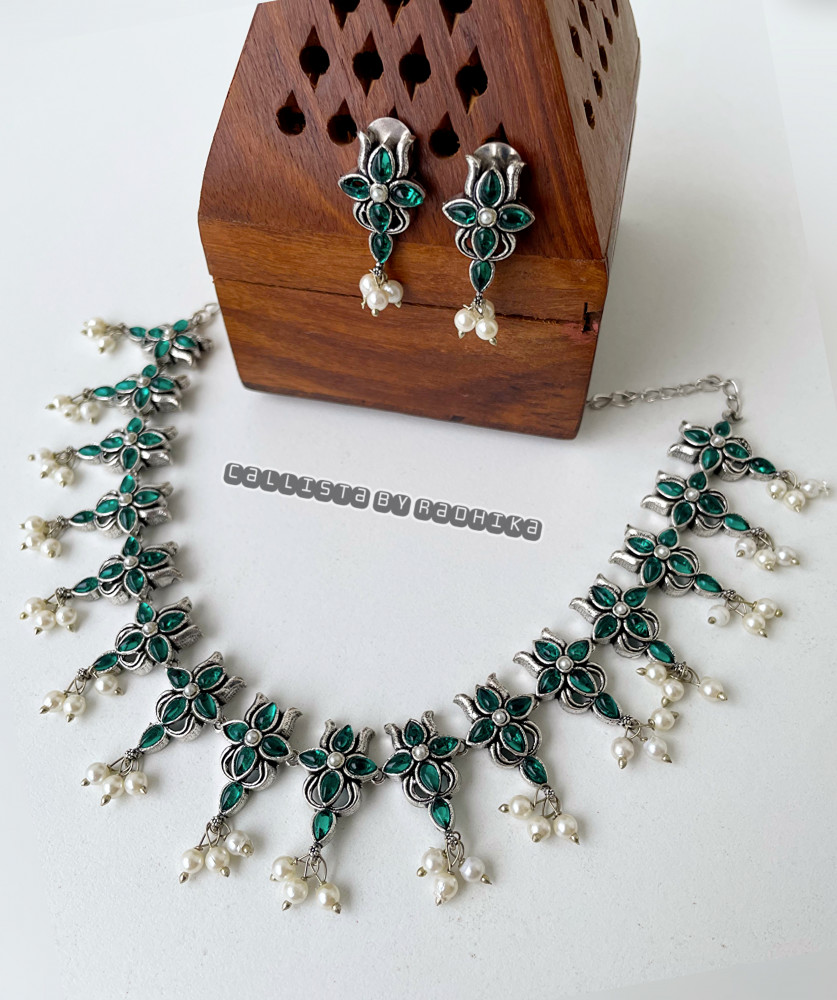 Image of Silver Replica Neckpieces (SRN-070)