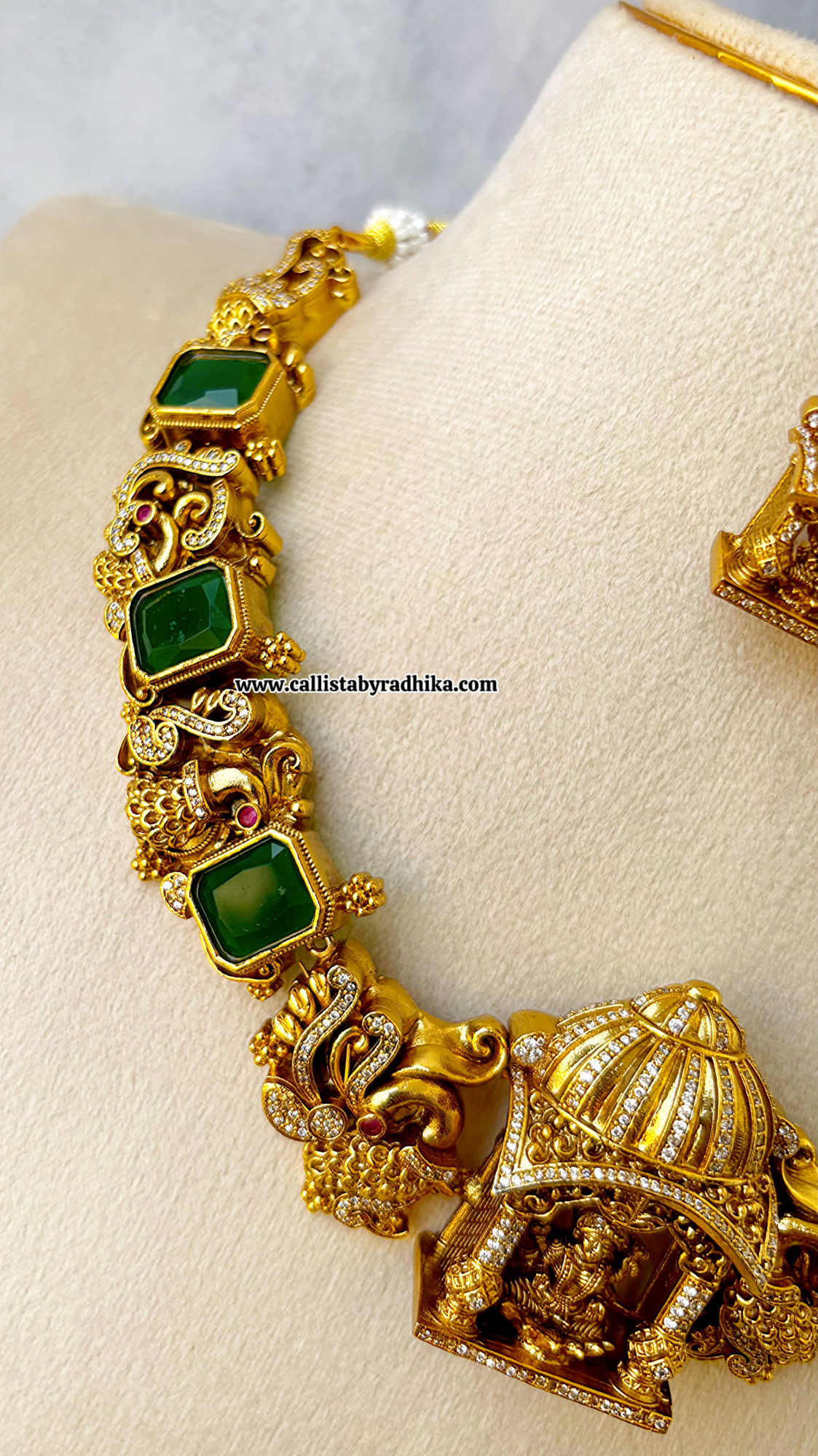Green Stone Nakshi Necklace