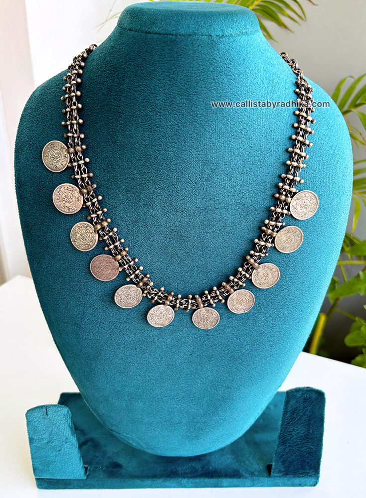Image of Solid Silver Neckpiece