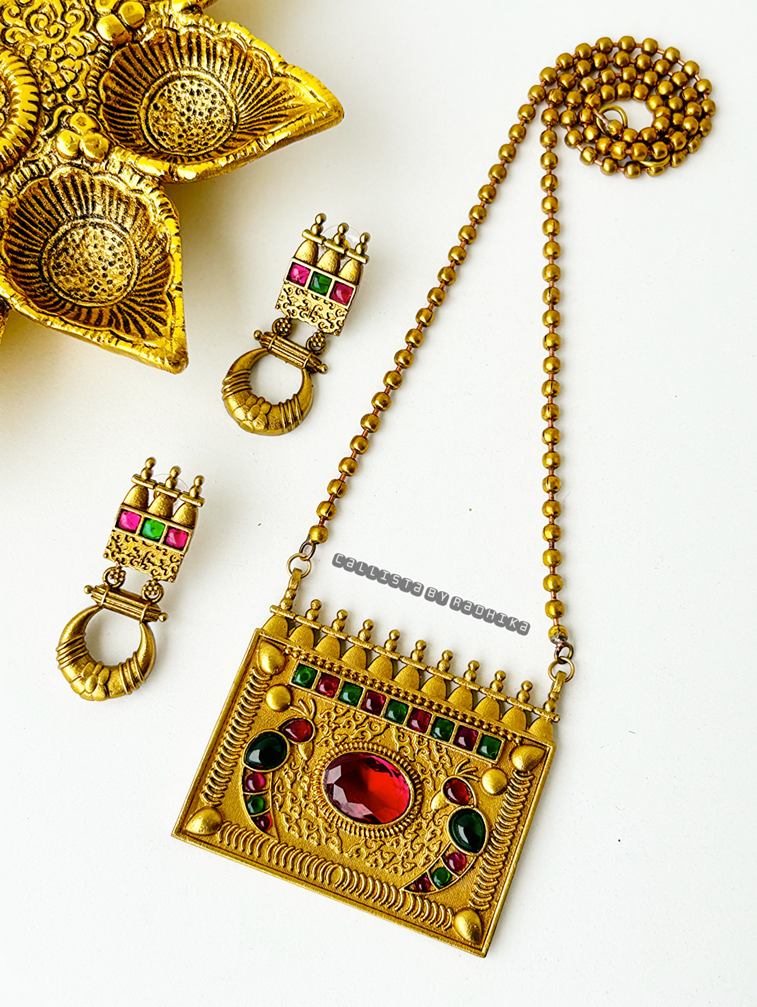 Apala Antique Gold Neckpiece (AAGN-009)