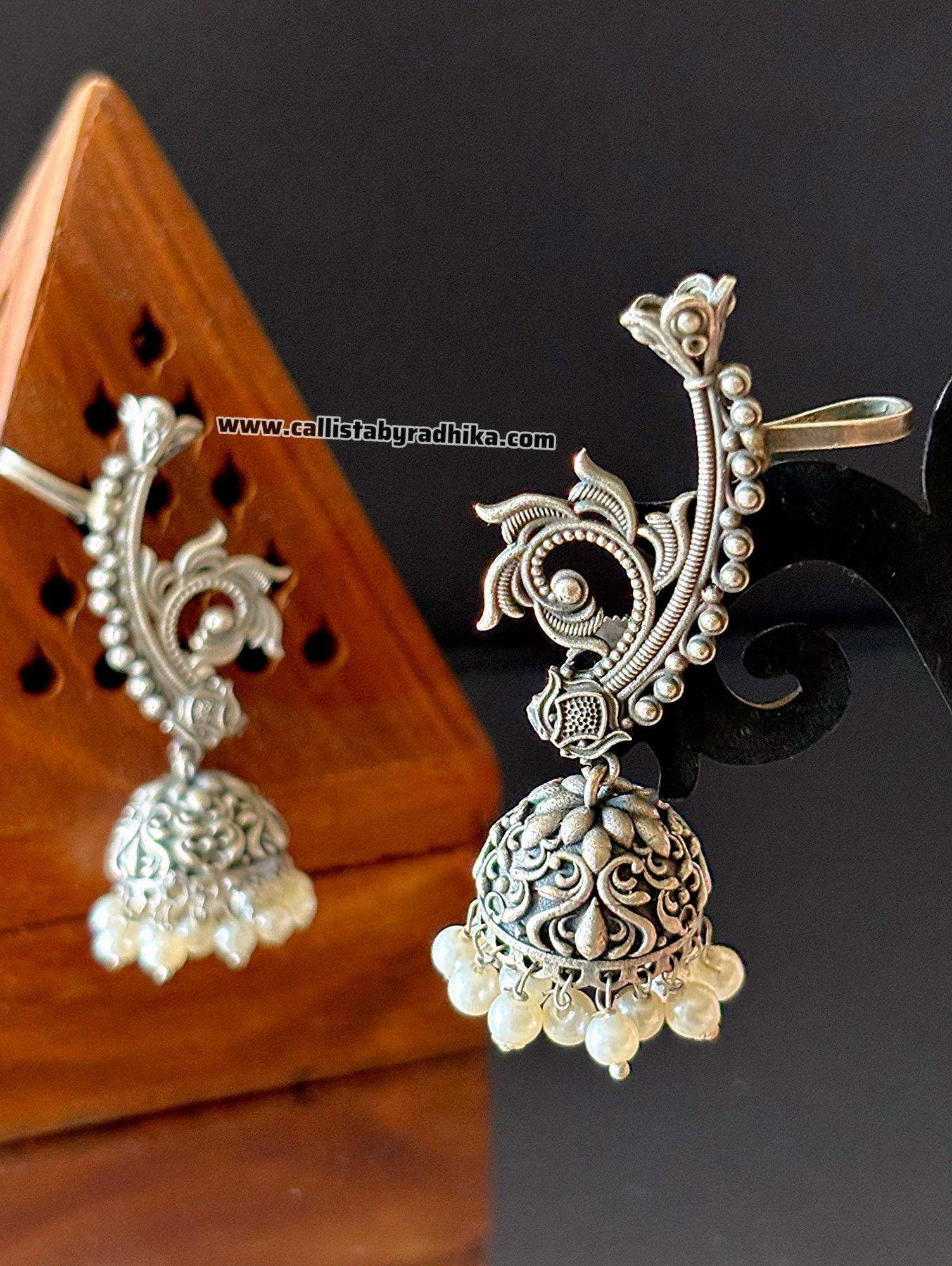 Silver Replica Earcuff Jumka