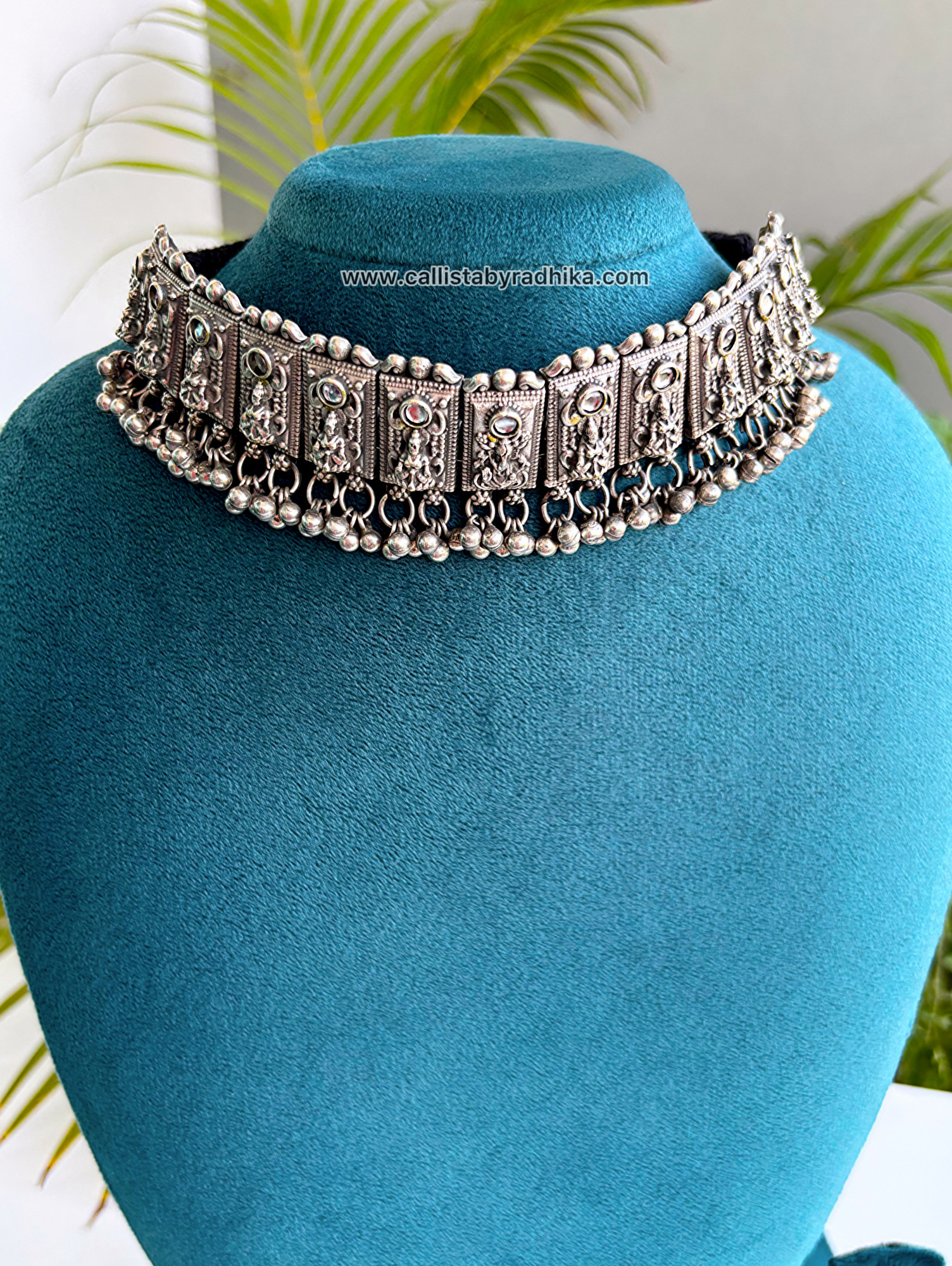 Solid Silver Choker Neckpiece