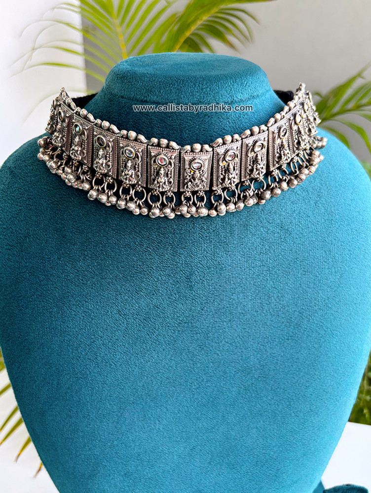 Image of Solid Silver Choker Neckpiece