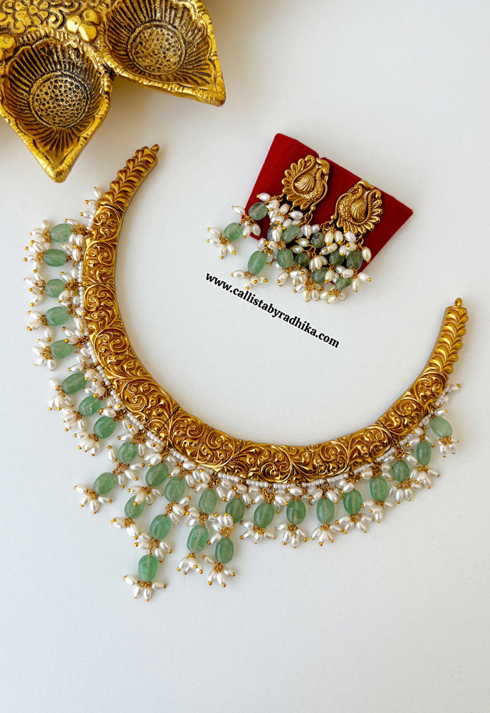 Image of Green Beads Hasli Neckpiece