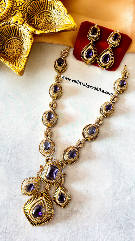 Image of Stone Neckpiece