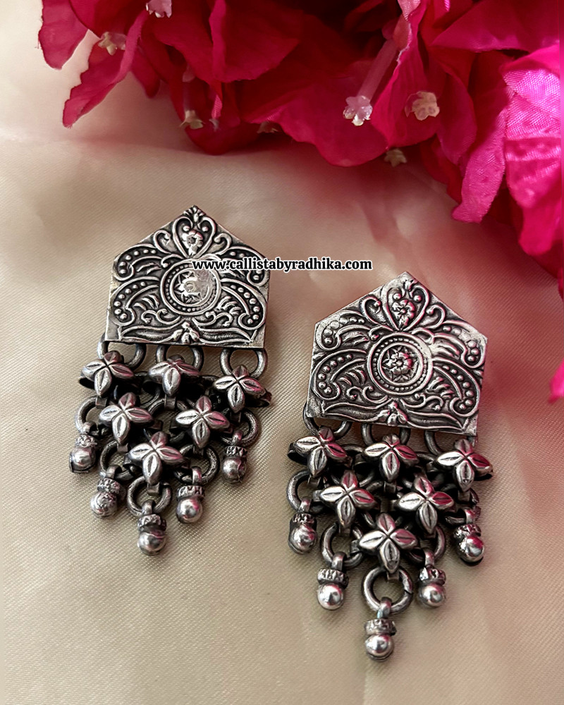 Image of Solid silver Stud
