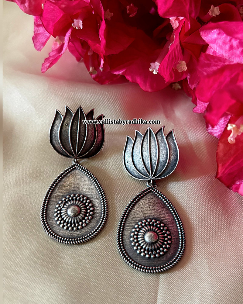 Image of Solid silver Lotus Earrings