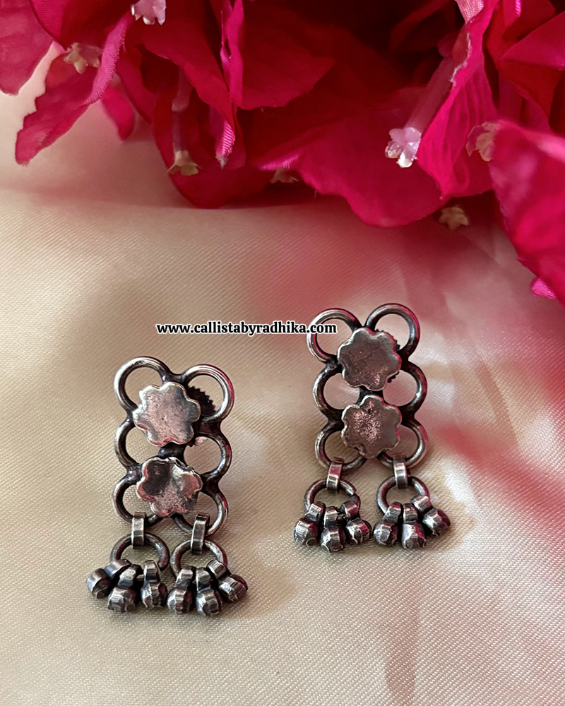 Image of Solid silver Stud