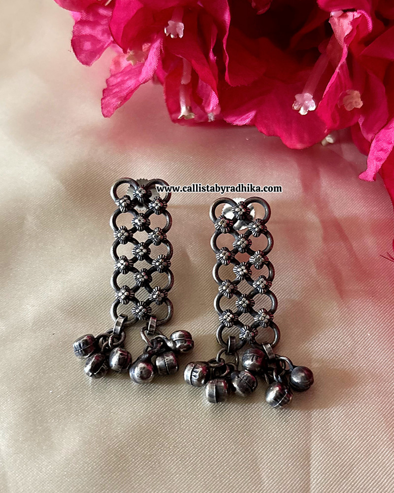 Image of Solid silver Stud