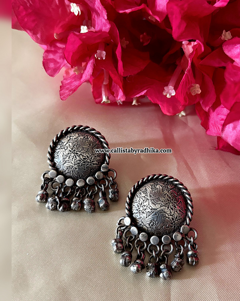 Image of Solid silver Stud
