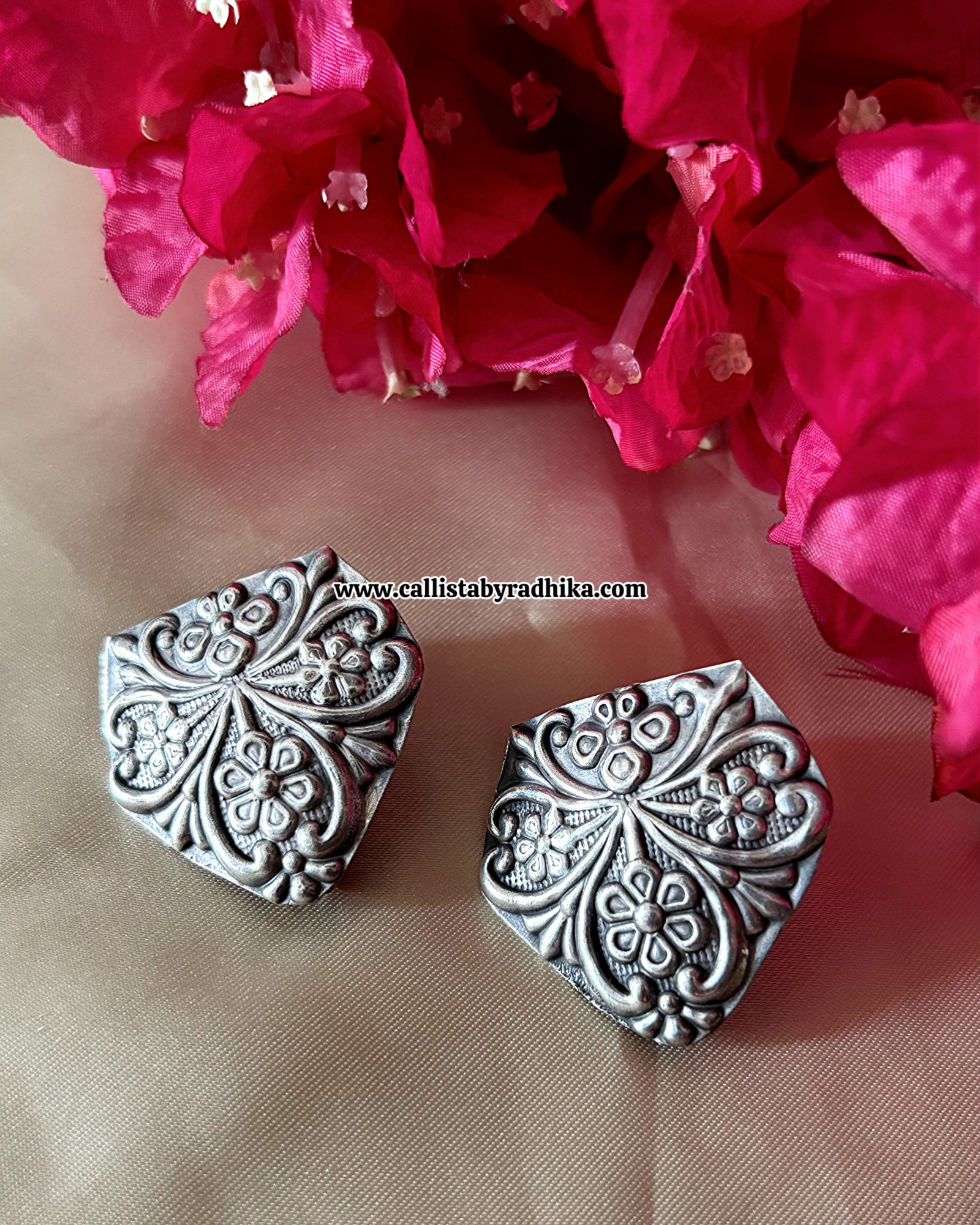 Solid silver Stud