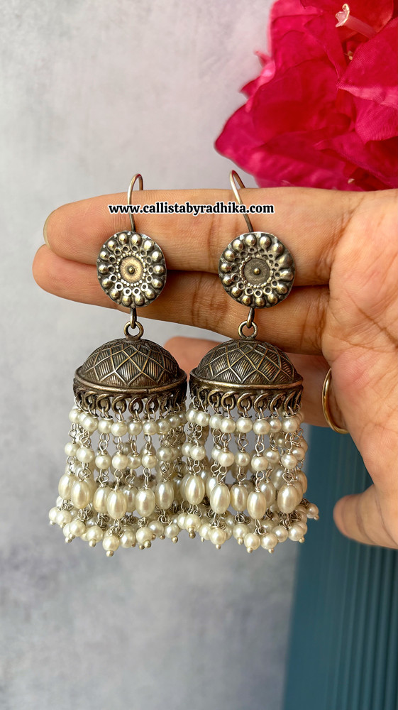 Image of Solid Silver Earring