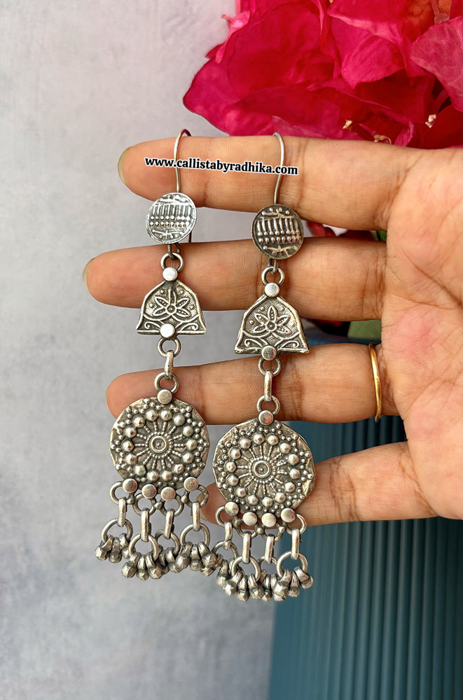 Image of Solid Silver Earring