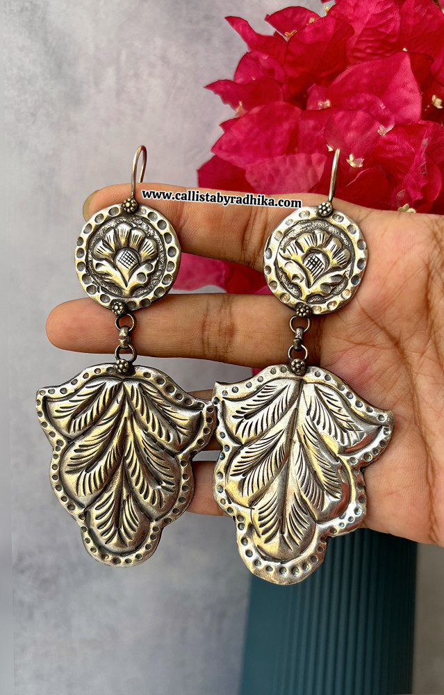 Image of Solid Silver Earring