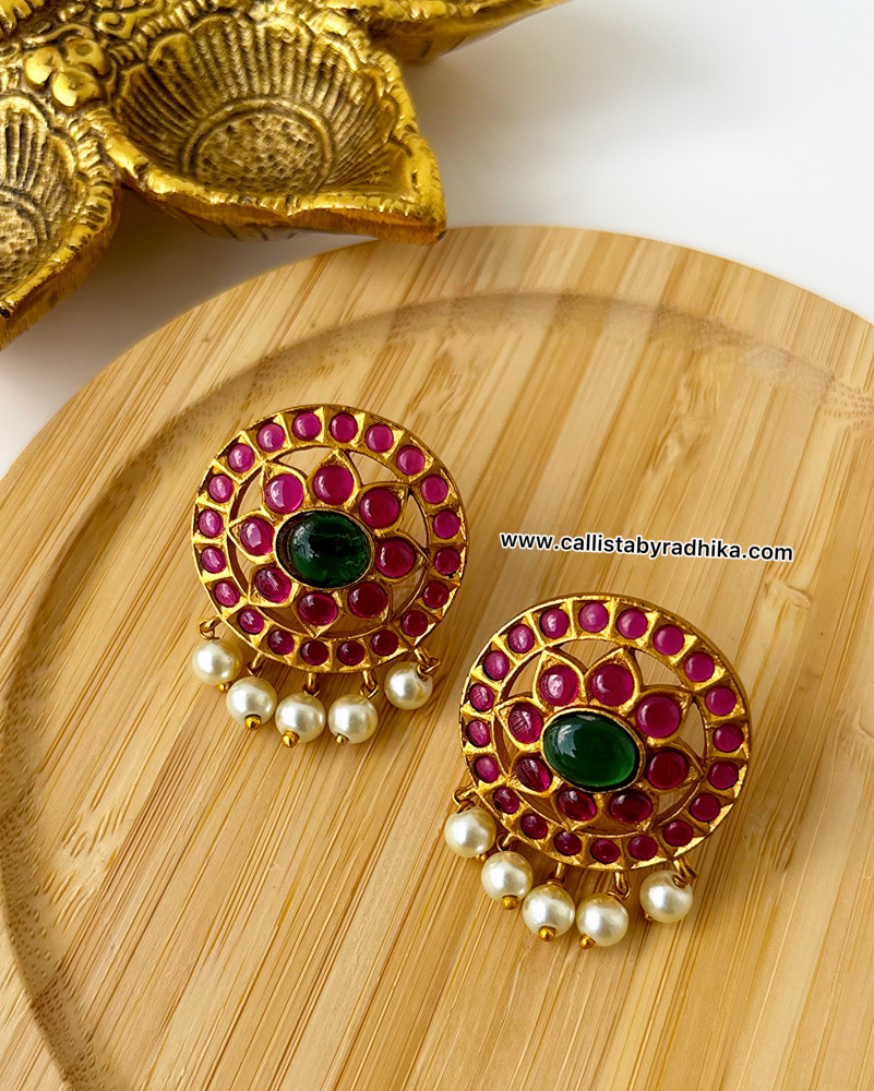 Image of Gold Polish Studs