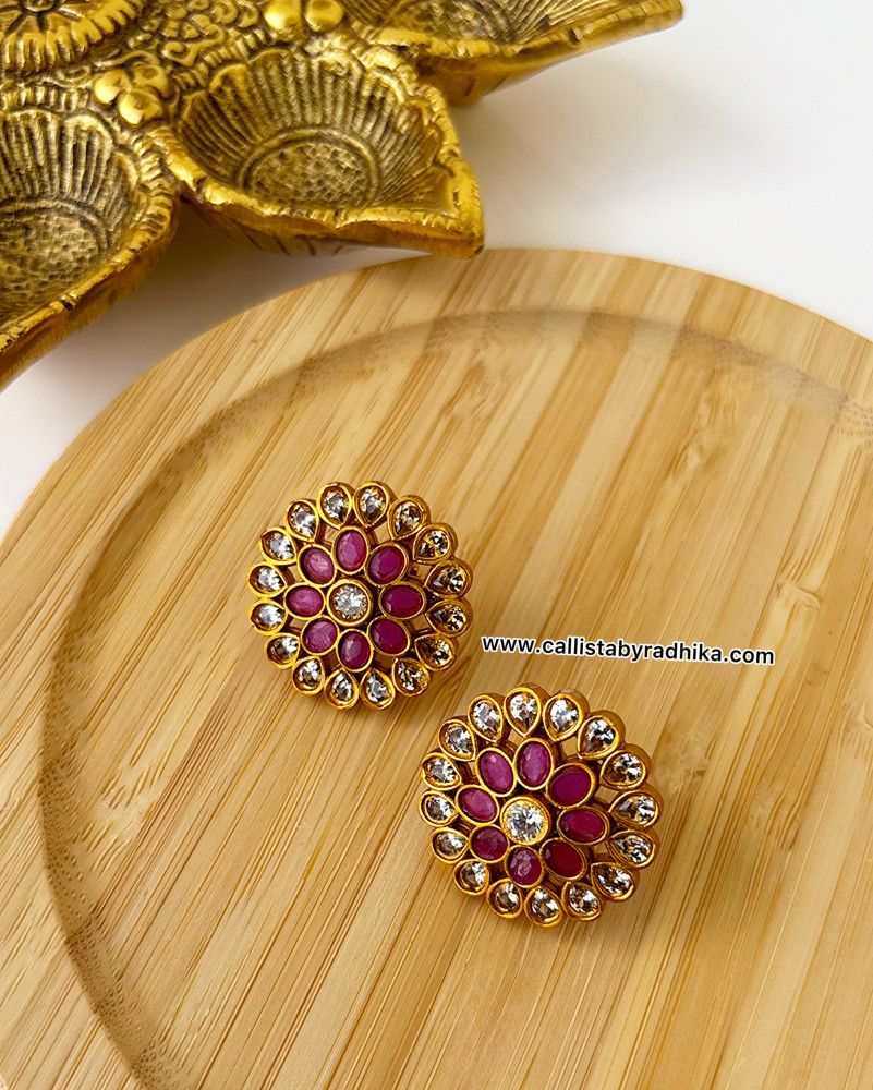Image of Gold Polish Studs