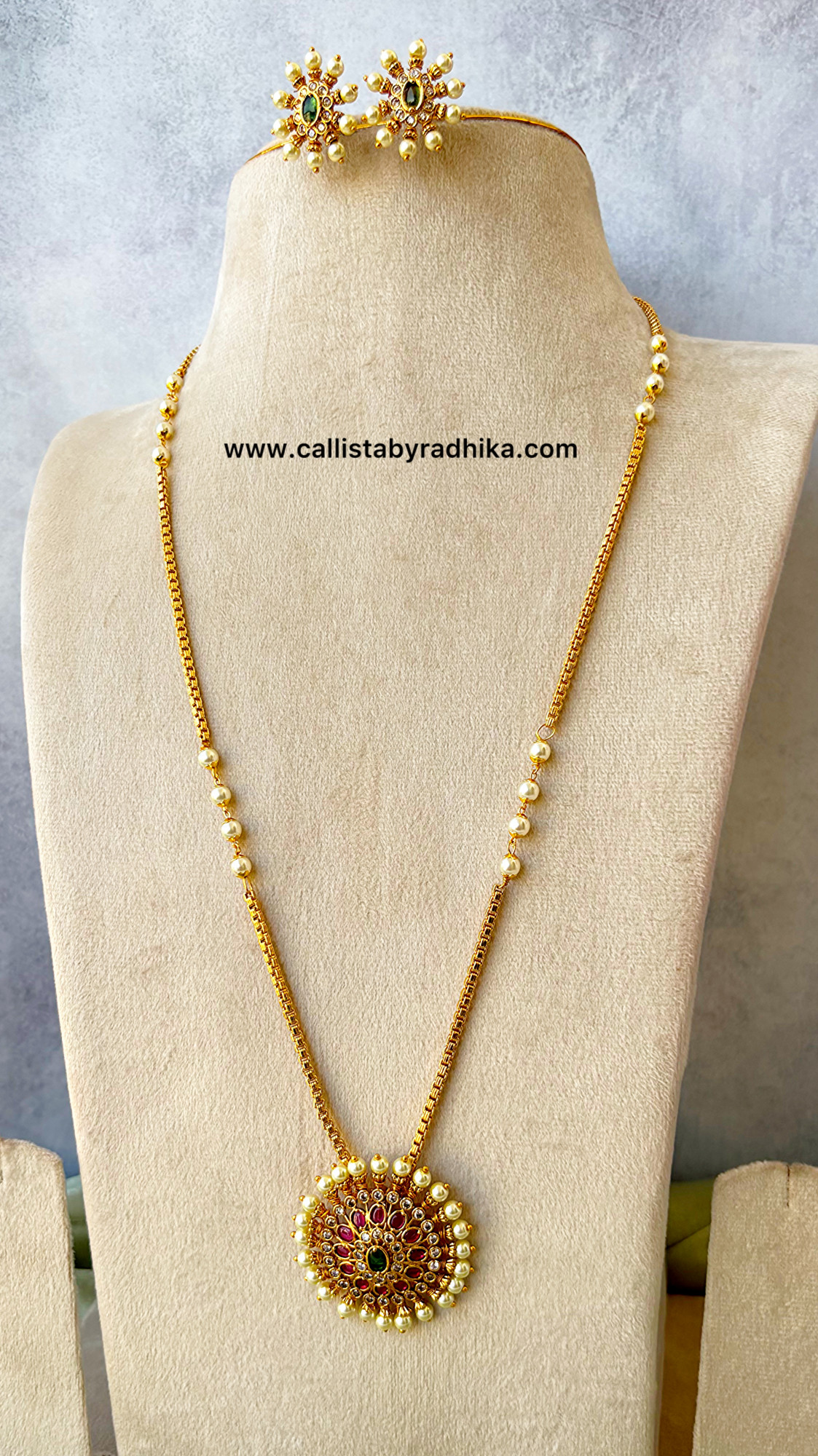 Pearl Chain Pendant