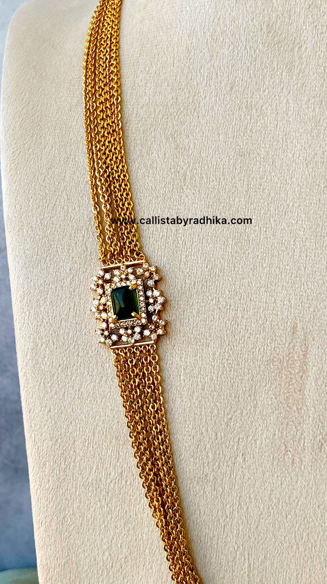 AD Mogappu Necklace