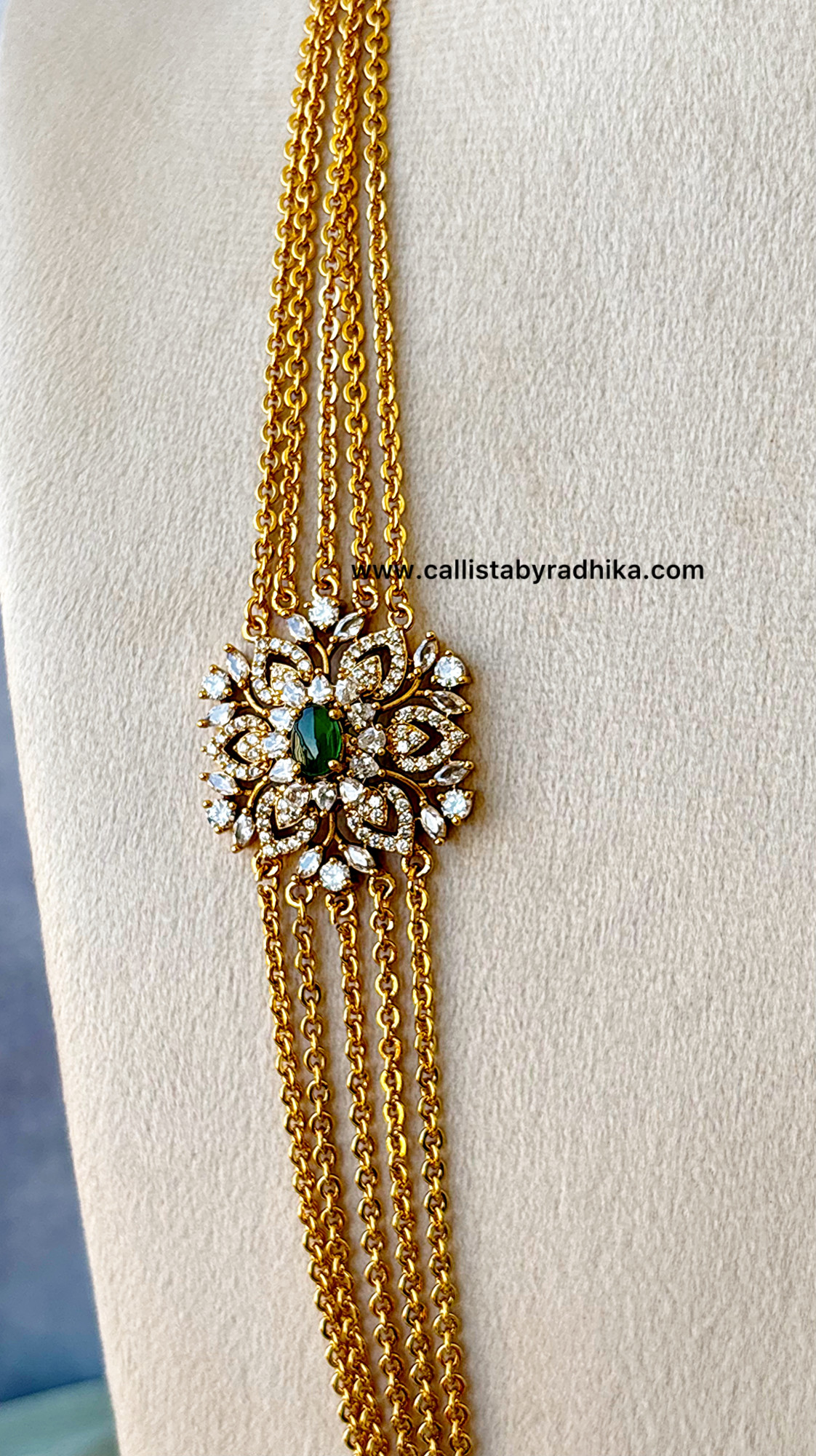 AD Mogappu Necklace