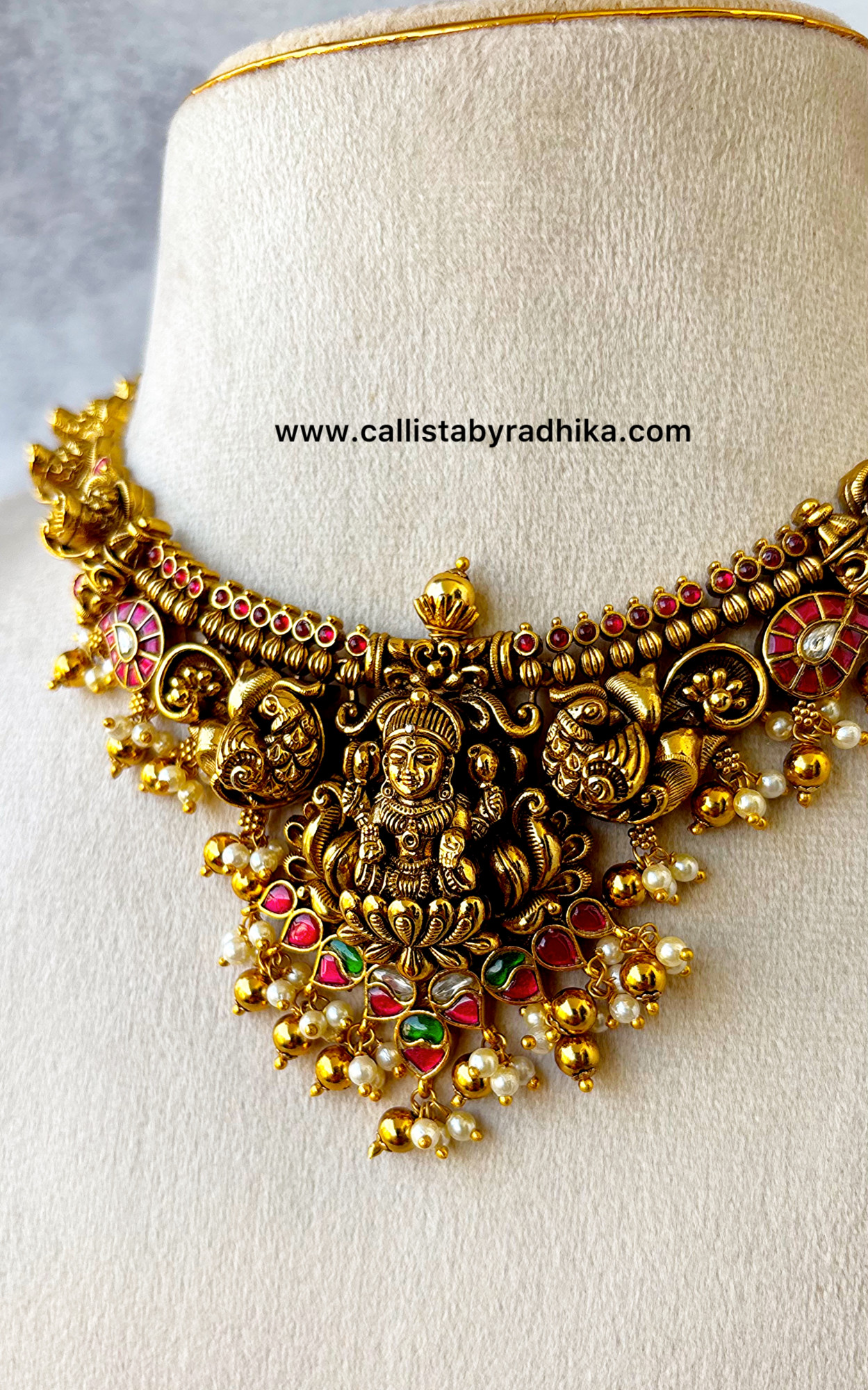 Jadau Nakshi Set