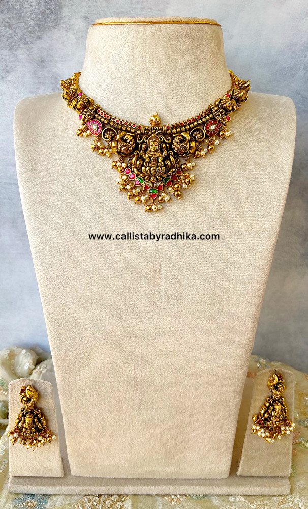 Image of Jadau Nakshi Set