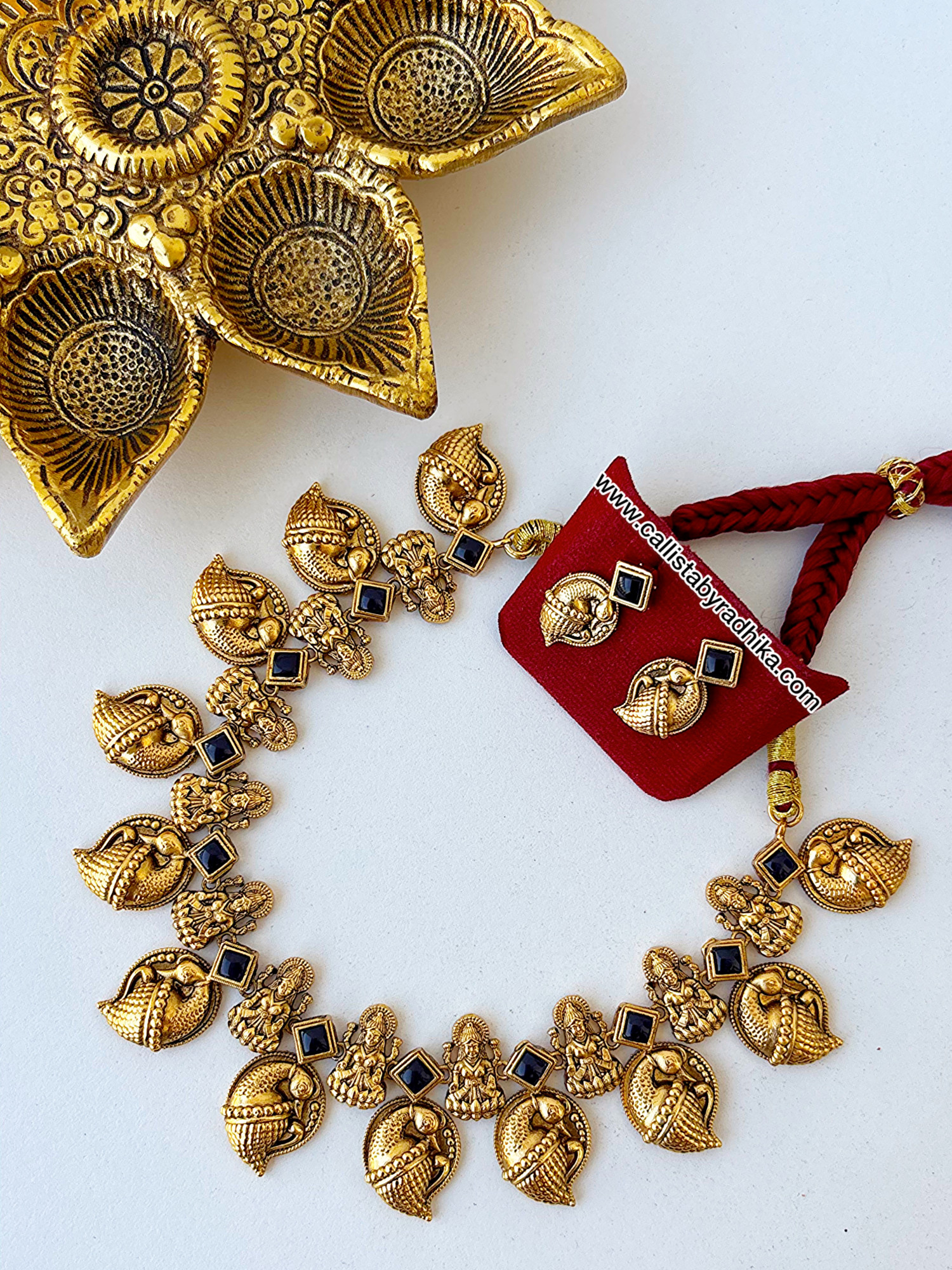 Peacock Mango Necklace