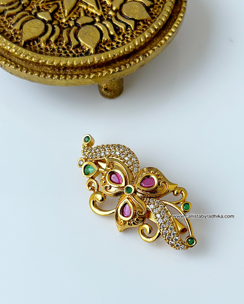 Image of Saree Brooch