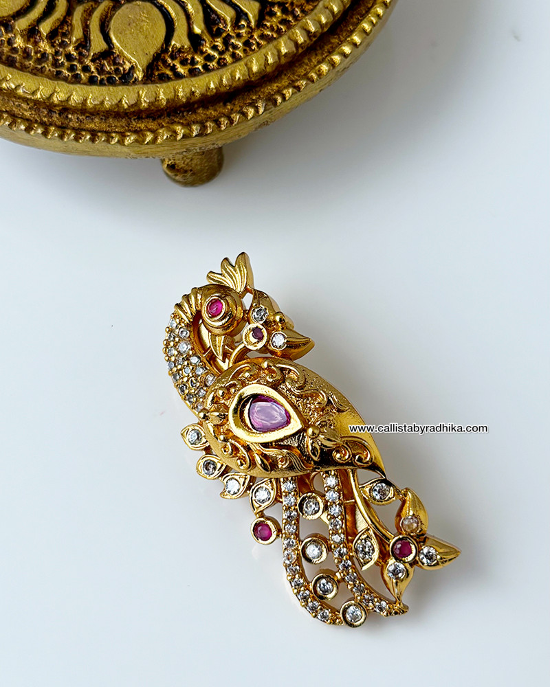 Image of Saree Brooch