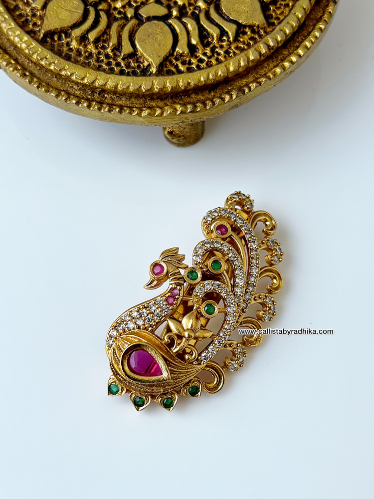 Image of Saree Brooch