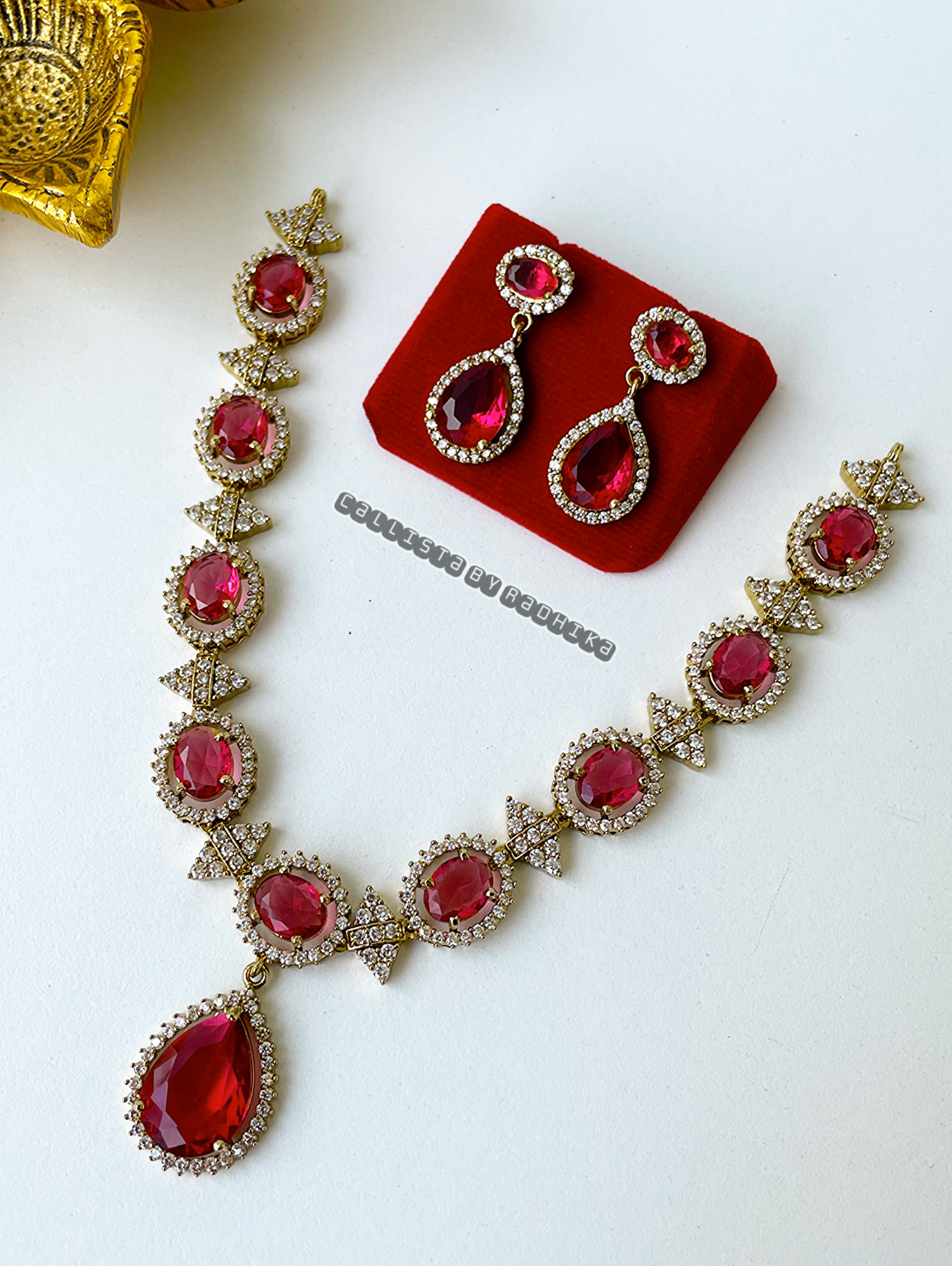 Stone Neckpiece (STN-006)