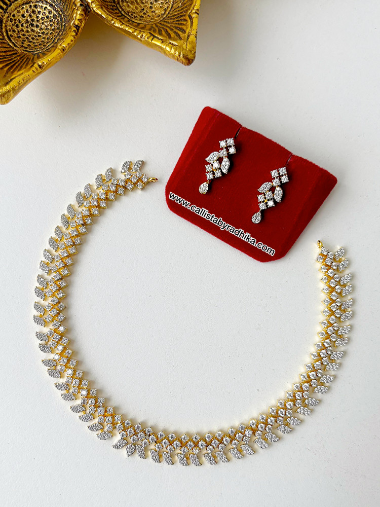 Image of Stone Neckpiece