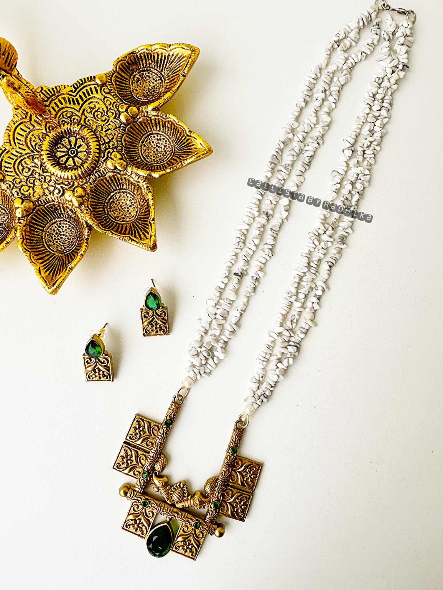 Dual-Tone Neckpiece (DTN-031)