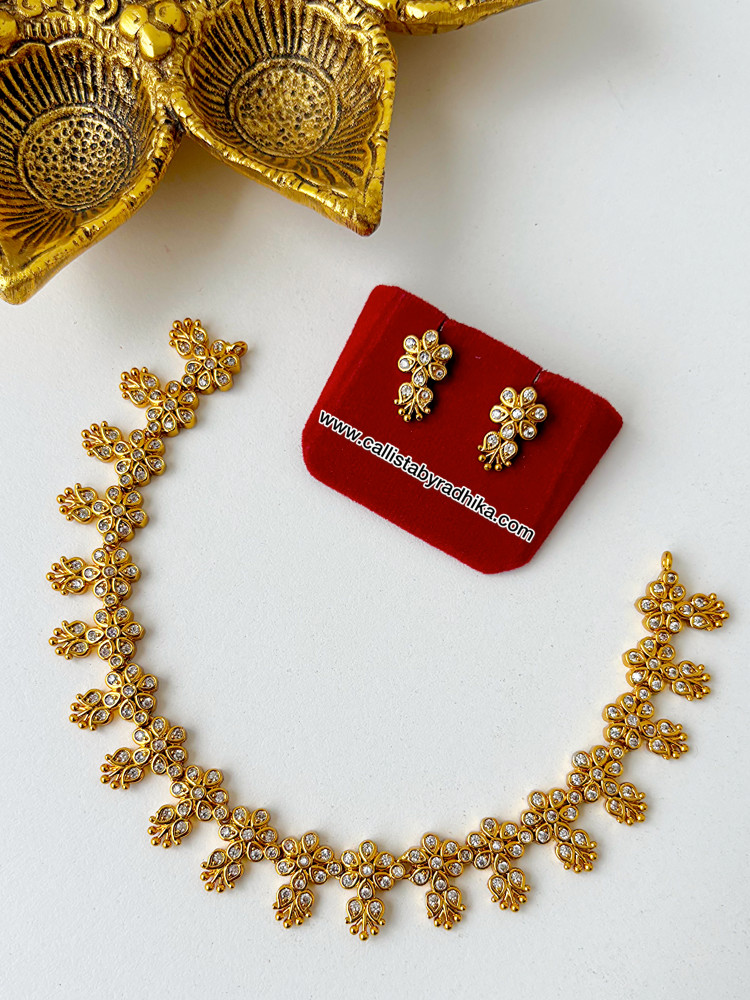 Image of Stone Neckpiece