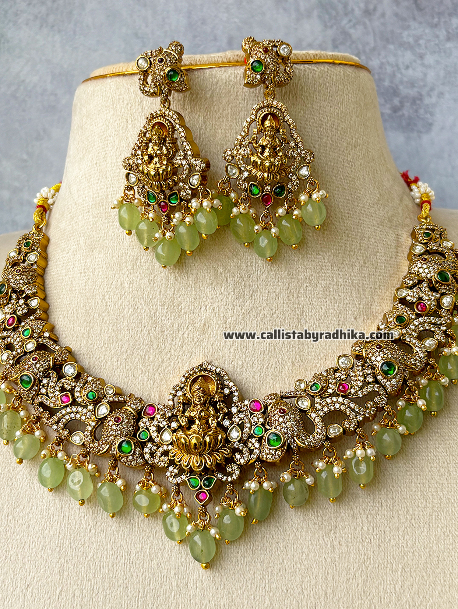 Jadau Nakshi Neckpiece
