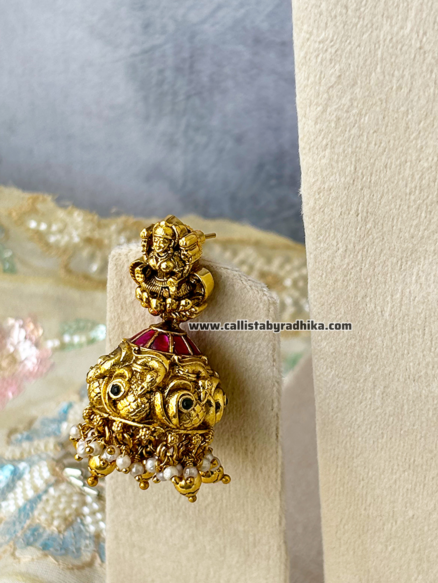 Jadau Kundan Nakshi Choker